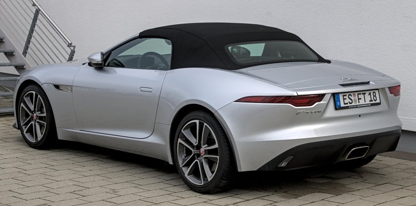 Ягуар е тайп 2020