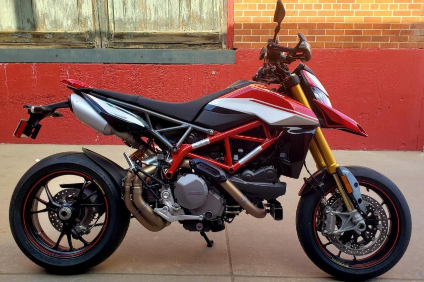 Ducati Hypermotard 950