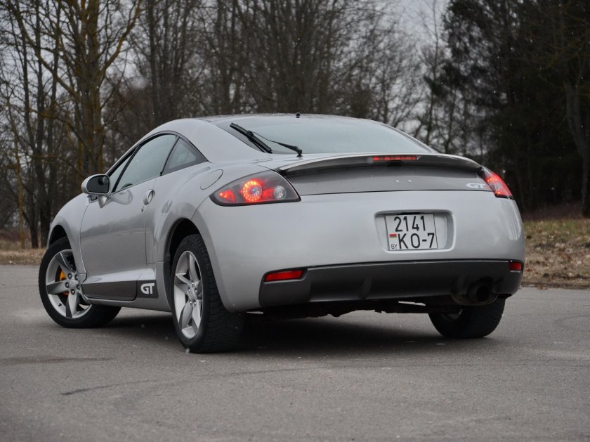 Mitsubishi Eclipse 4g