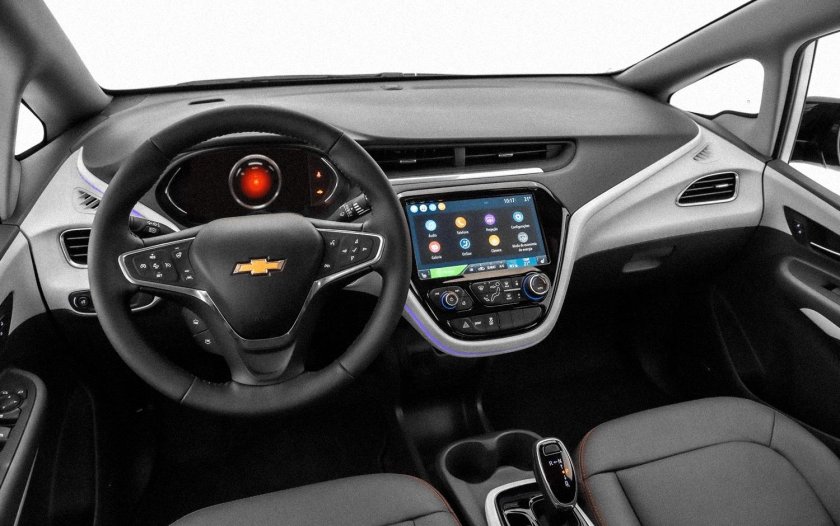 Chevrolet Bolt электромобиль