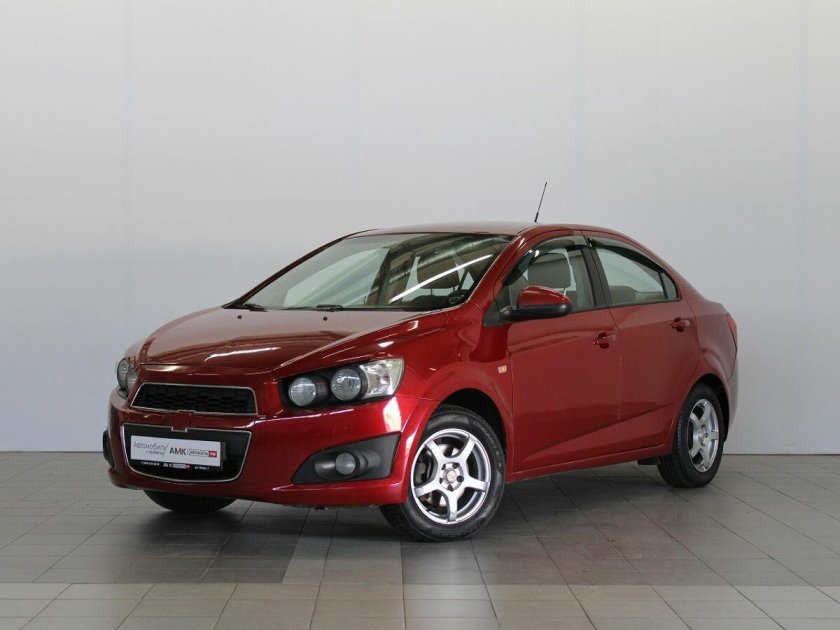 Шевролет Авео 2012 год