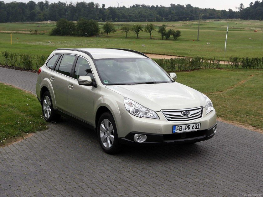 Subaru Outback 2011
