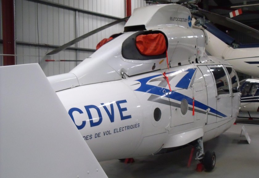 Aérospatiale as.365 Dauphin