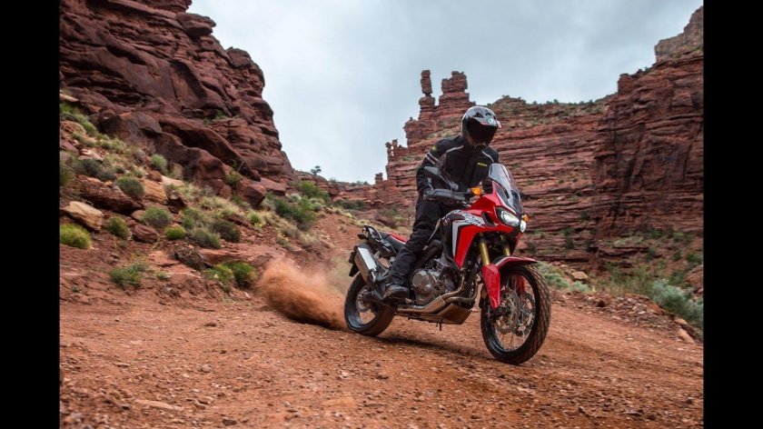 Honda Africa Twin мотоцикл