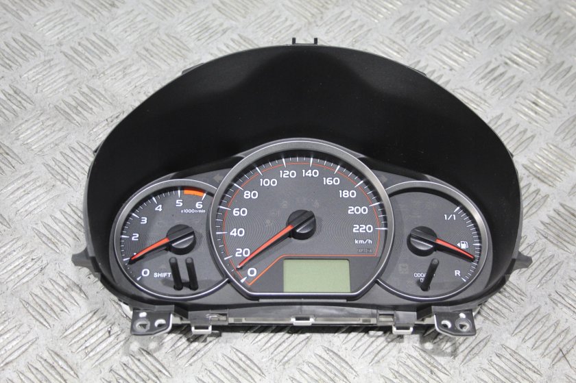 Панель приборов тойота