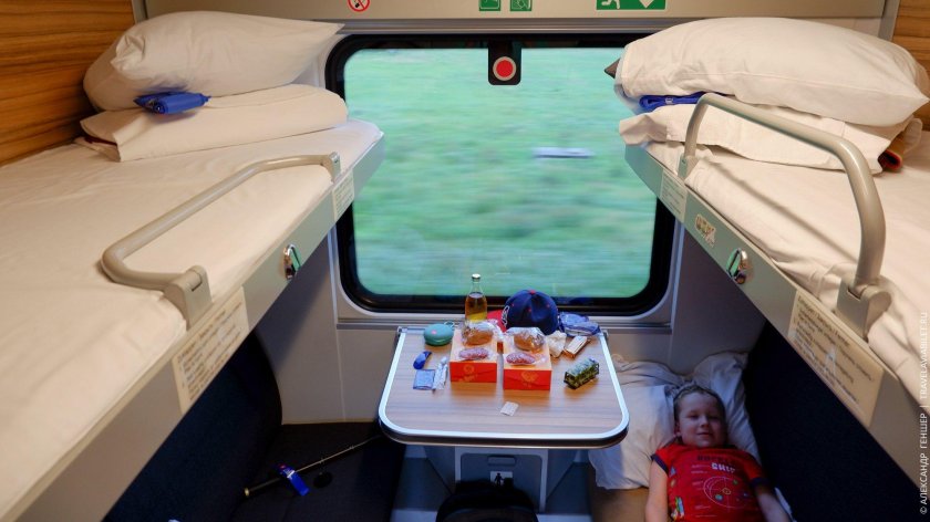 Поезд 643 Кисловодск Адлер