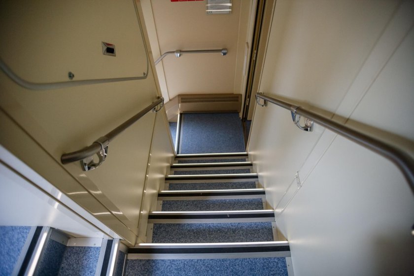 2х этажный поезд РЖД купе