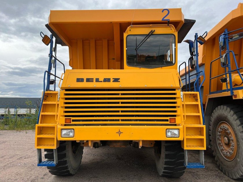 Карьерный самосвал белаз-7540в
