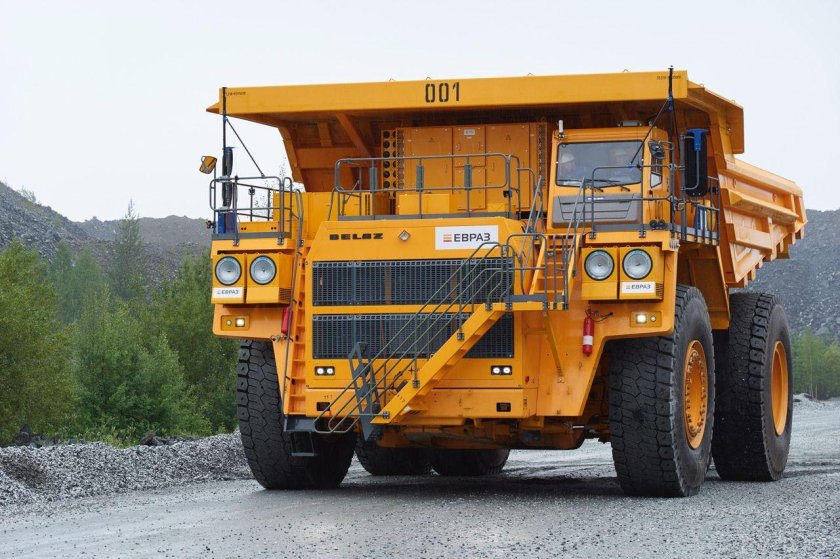 БЕЛАЗ карьерный самосвал