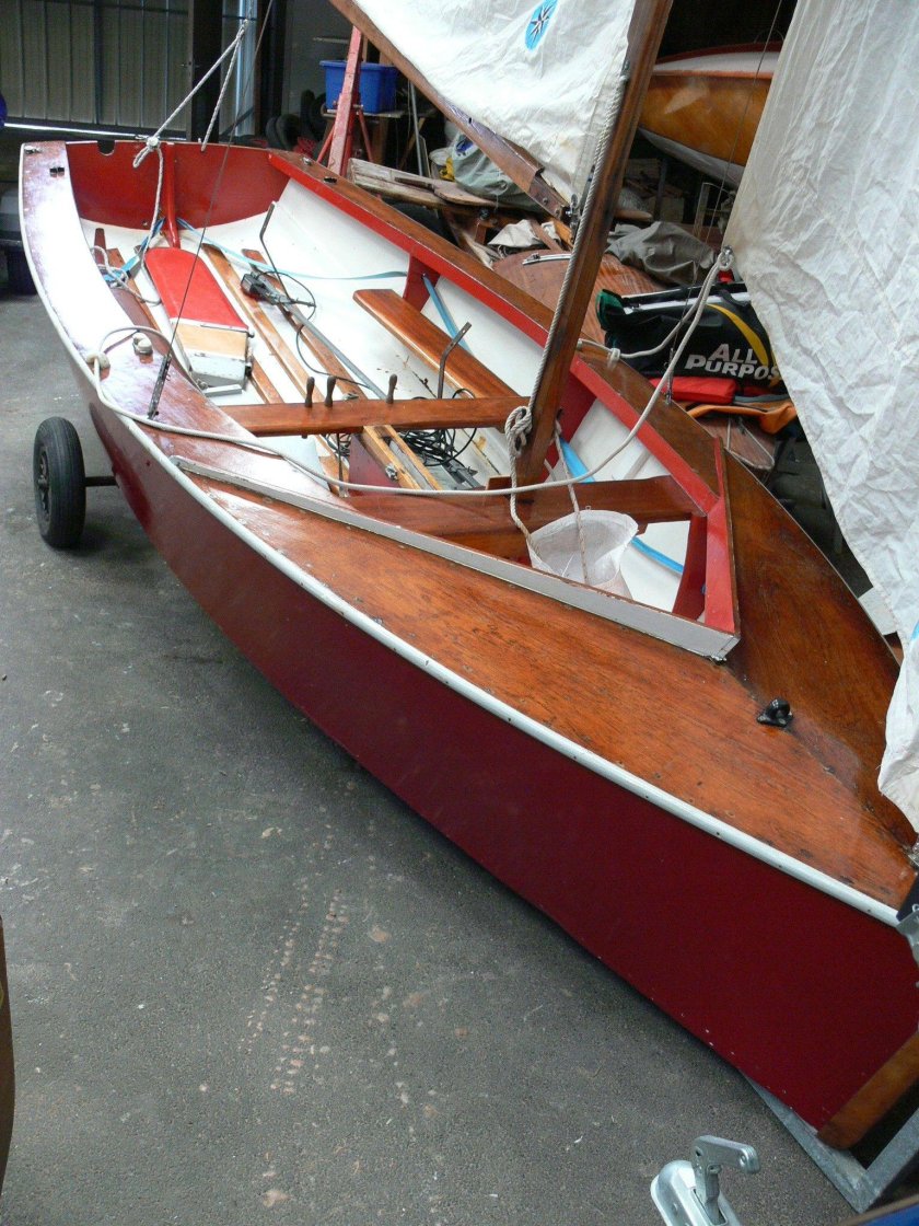 Яхта Ворьен