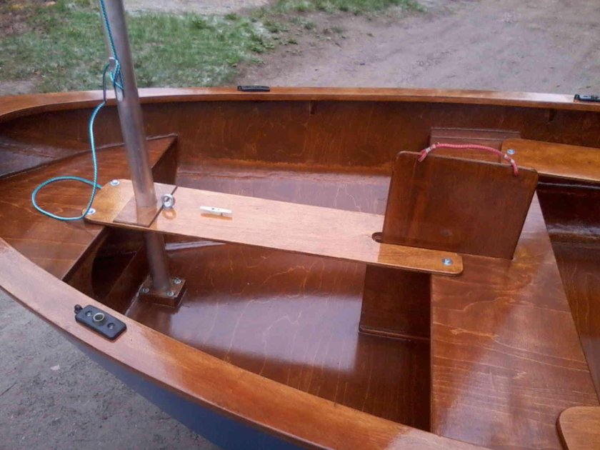 Швертбот Луч 2