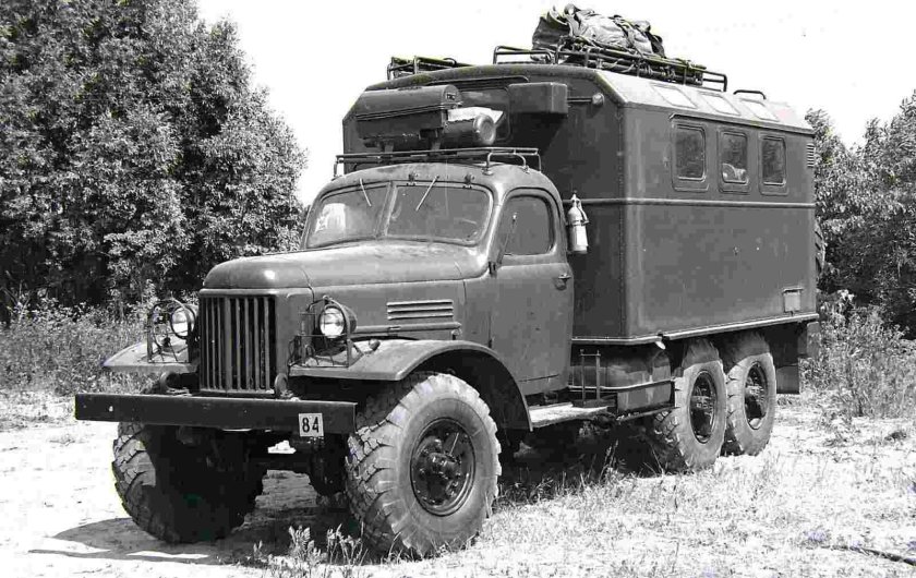 ЗИЛ 157 седельный тягач