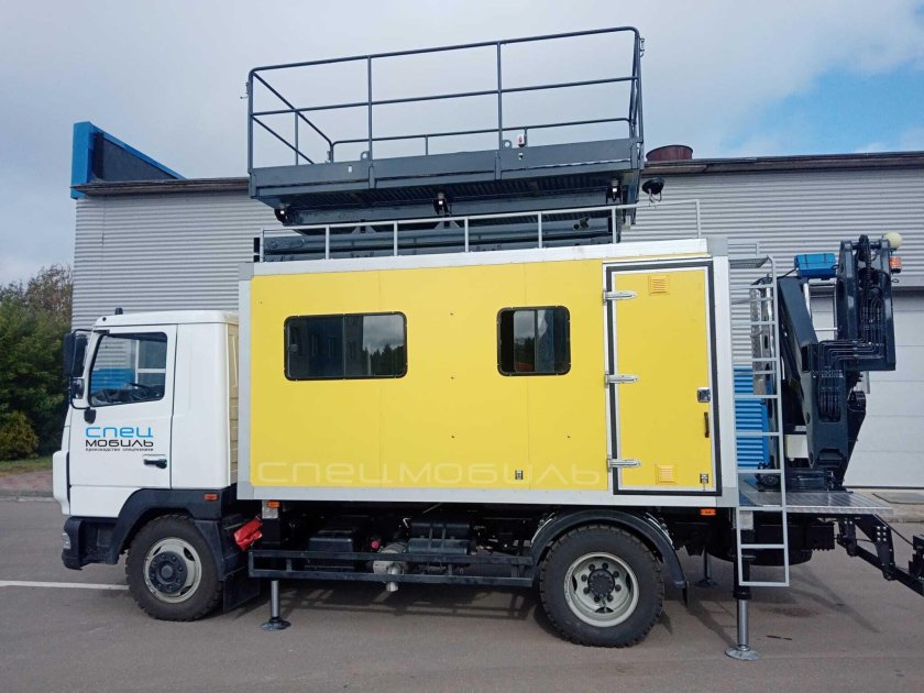 Автомобиль аварийно-технической службы ГАЗ-c42r33 Луидор 3010kd с КМУ