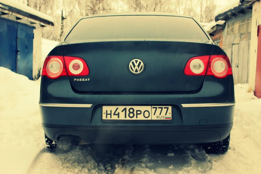 Пассат б6 зад