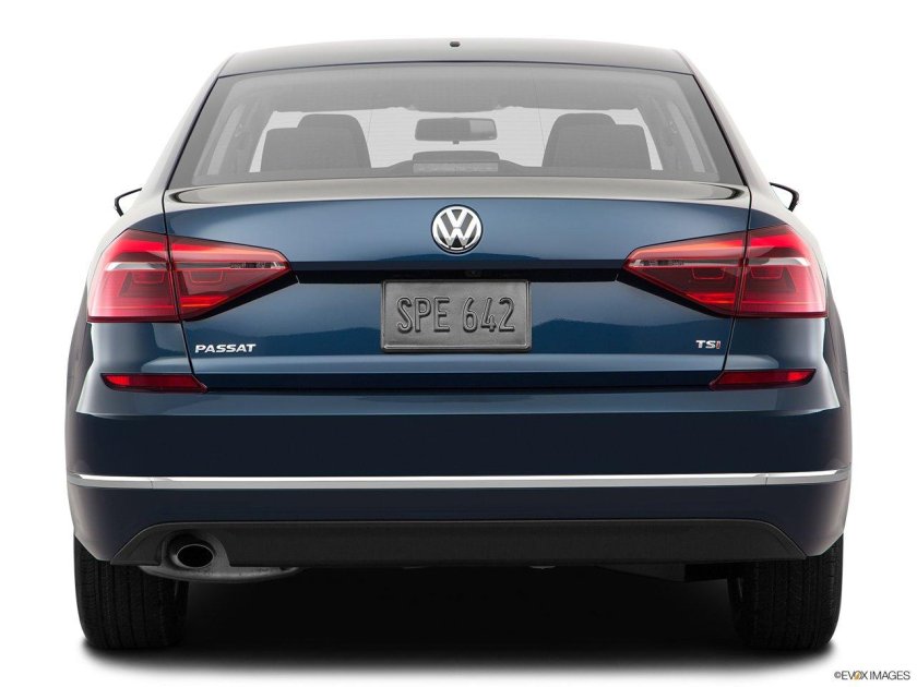 Volkswagen Passat b8 сзади