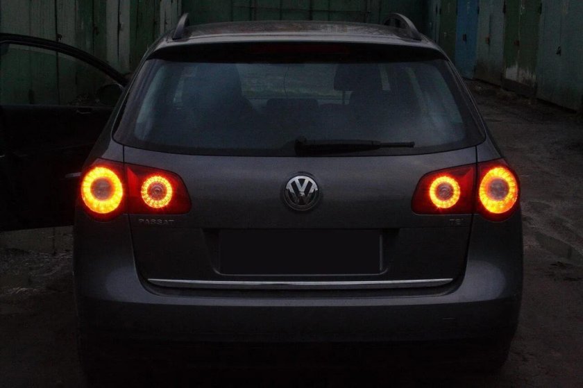 Volkswagen Passat b6 фары led