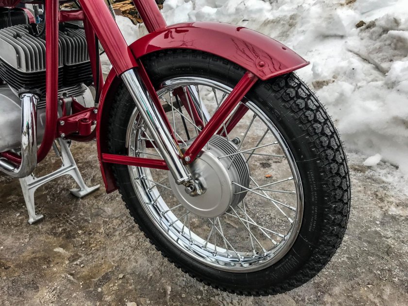 Переднее колесо Ява 634