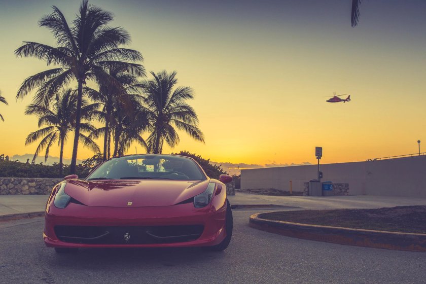 Феррари Калифорния Дубай