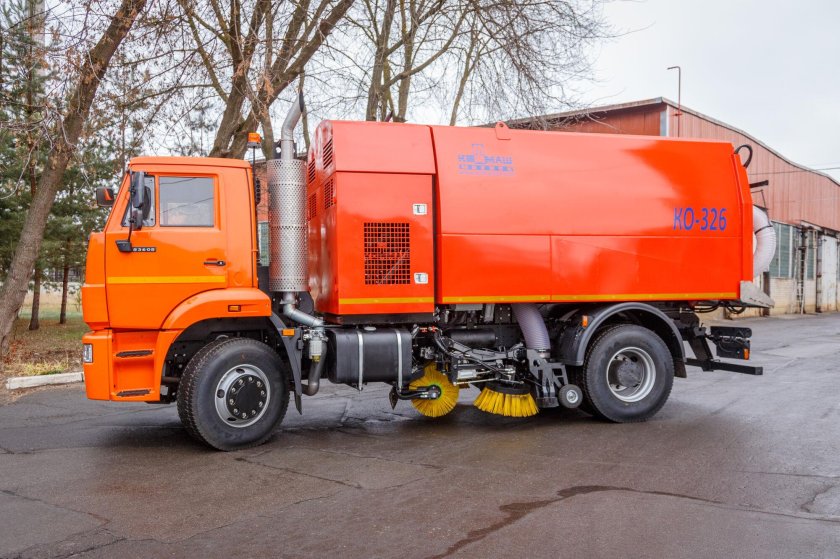 Вакуумная уборочная машина Bucher CITYFANT 6000