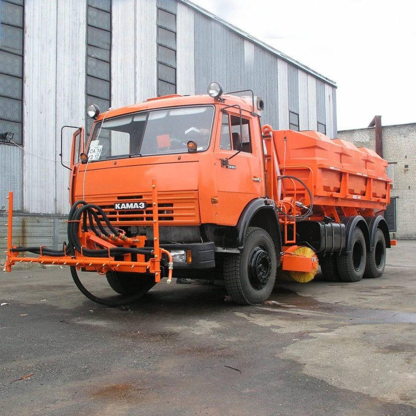 КАМАЗ 65115 поливомоечная
