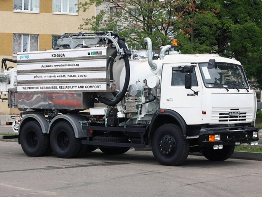 Ко-560 каналопромывочная шасси КАМАЗ 65115