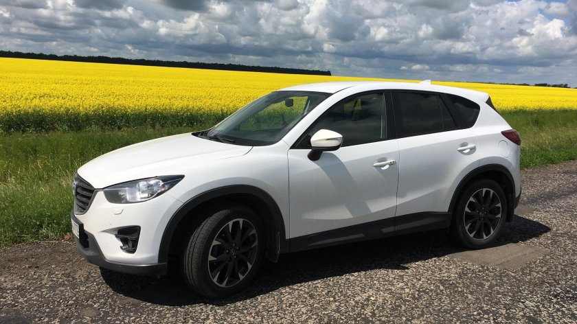Mazda cx5 White