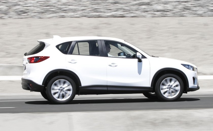 Mazda CX 5 белая