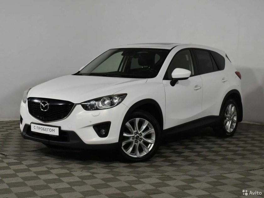 Мазда белая джип