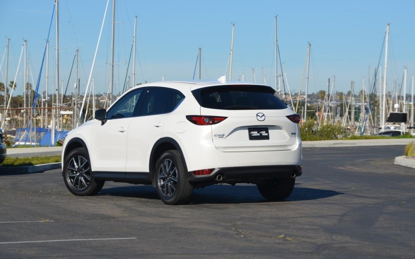 Mazda CX 5 2017 белая