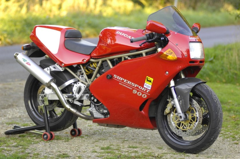 Ducati 900ss