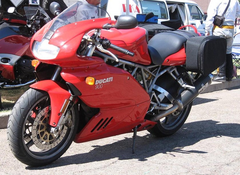 Ducati 900ss