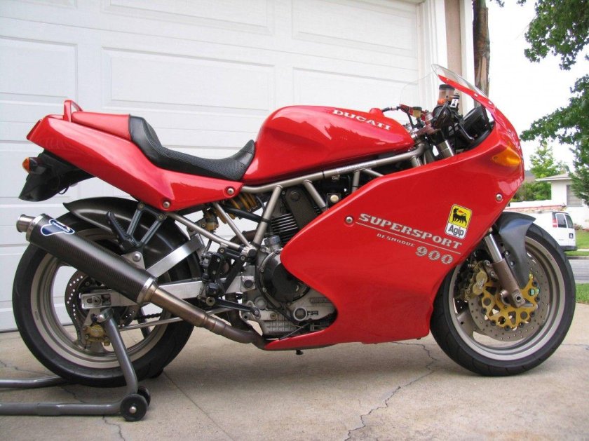 Ducati 900ss