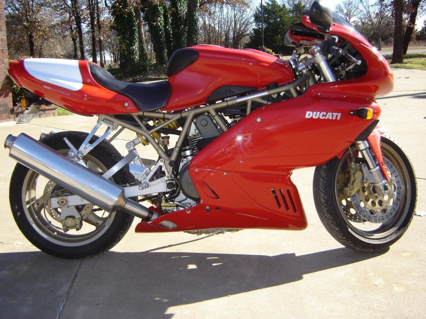 Ducati 900ss