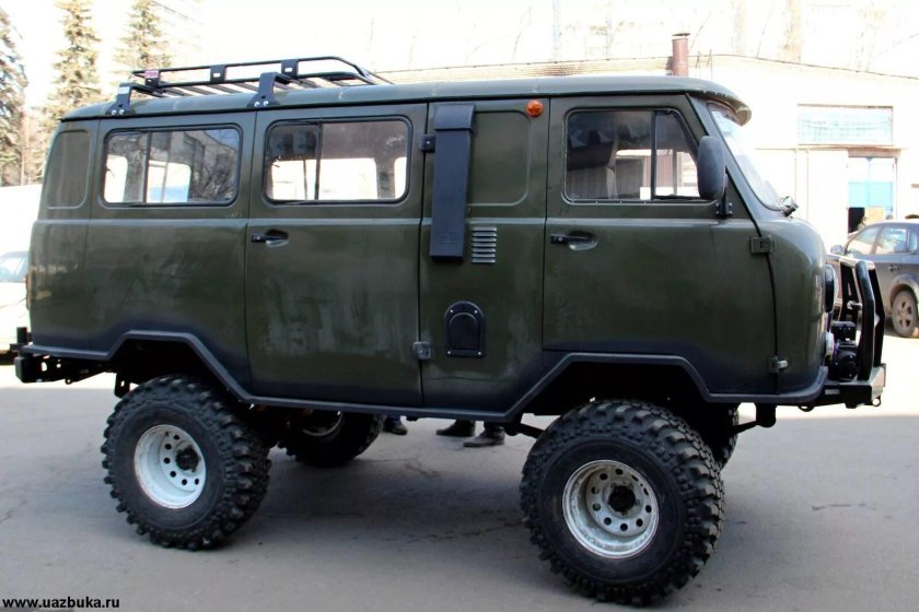 УАЗ 2206 внедорожник