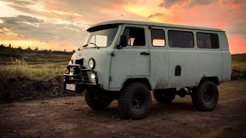 УАЗ Буханка 2206