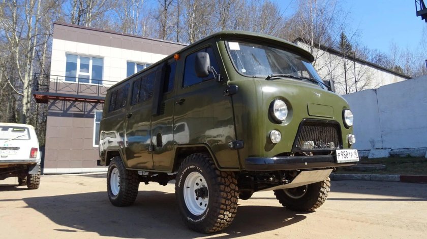 УАЗ-452 внедорожник