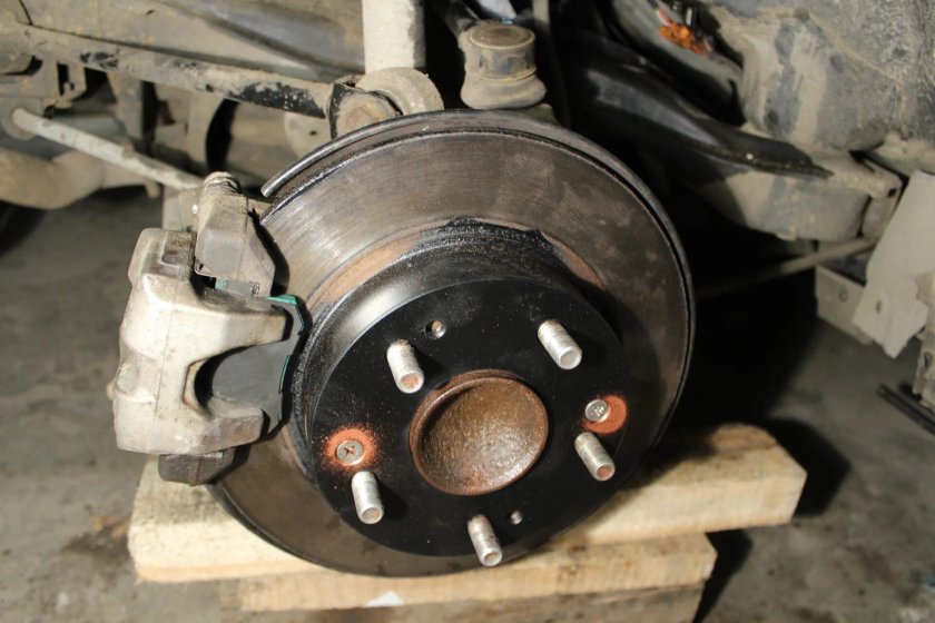 Установка тормозов от Honda Elysion