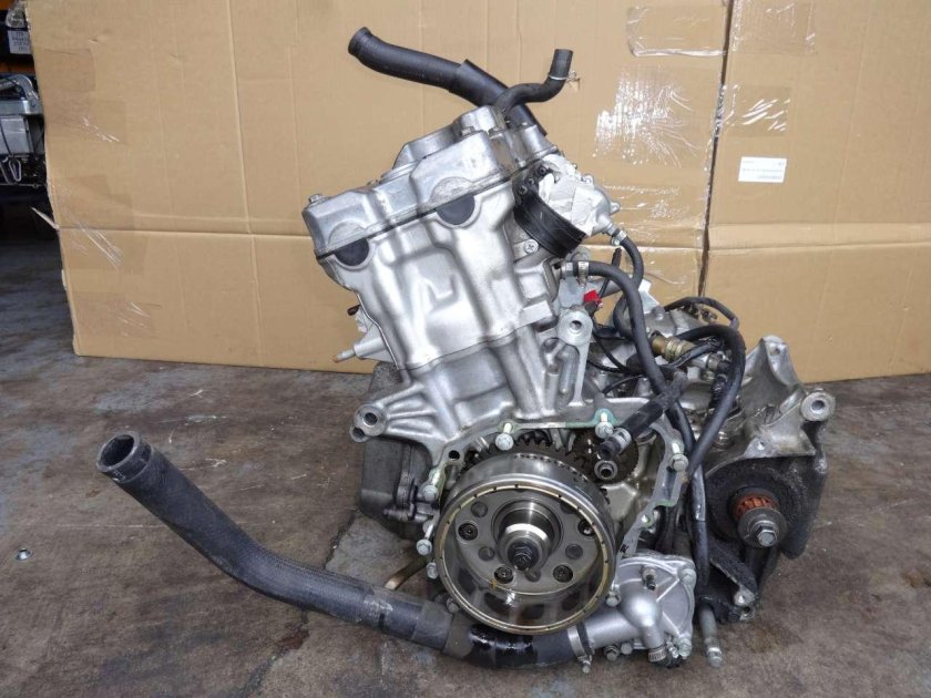 Мотор Хонда СБР 600