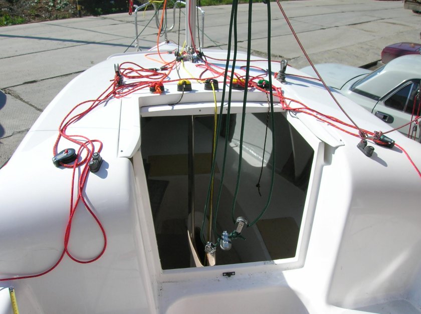 Швертбот рикошет 550