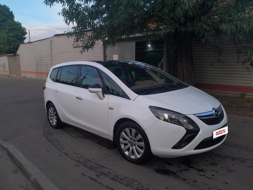 Опель зафира 2013 год дром