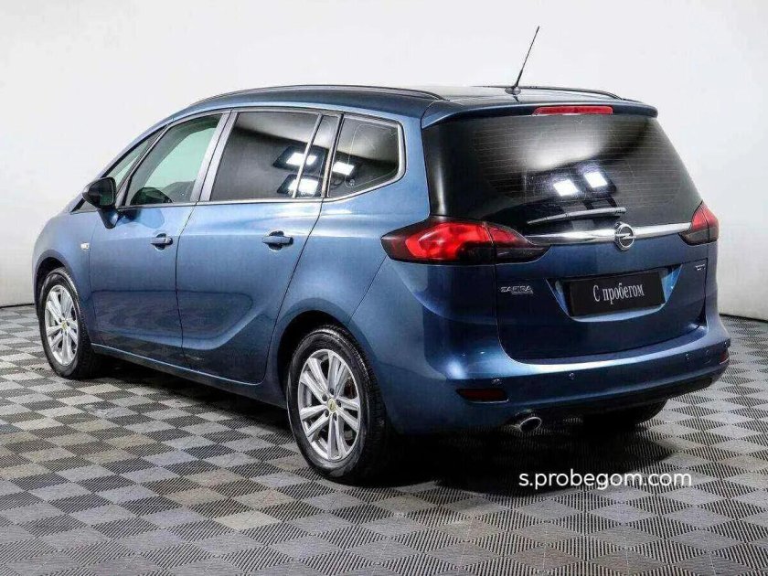 Opel Zafira c