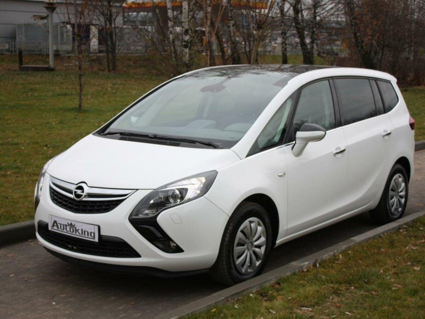 Opel Zafira 2014