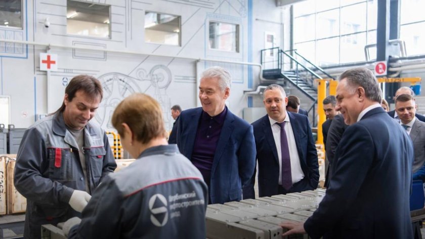 Собянин на заводе Авангард