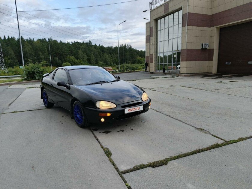 Mazda mx-3 1991
