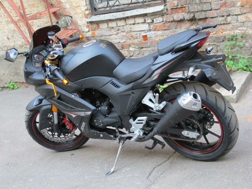 Falcon SPEEDFIRE 250 Sport