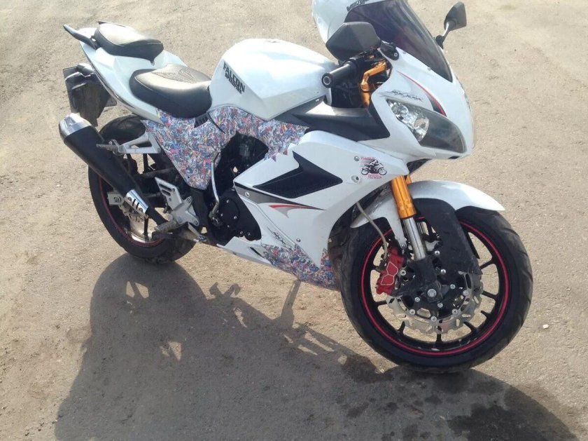 Falcon SPEEDFIRE белый