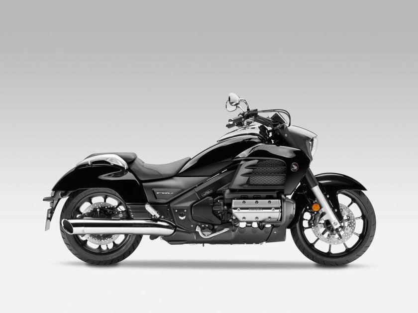 Honda gold wing мотоцикл