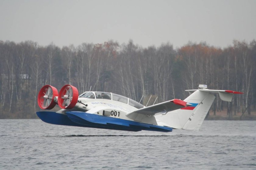 Экраноплан Иволга эк-12