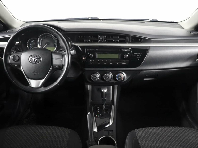 Тойота королла 2013 год