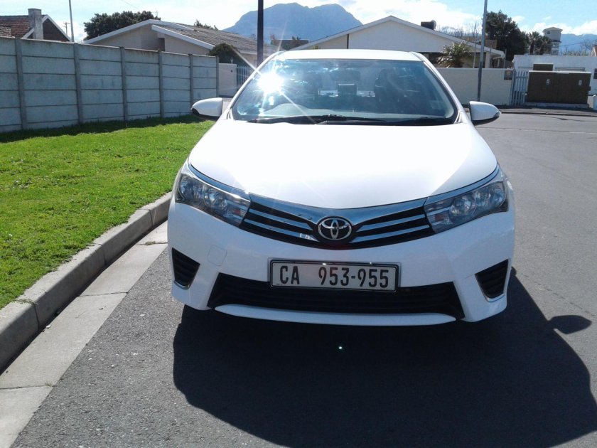 Тойота королла 2014